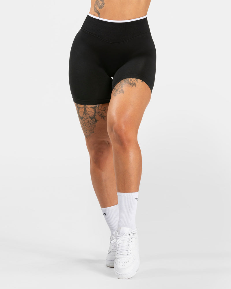 Short Contrastline Sculpt scrunch « noir »