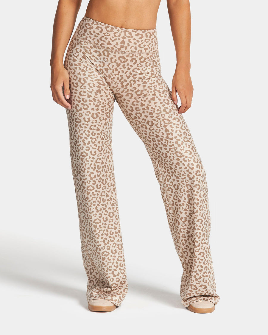 Pantalon à jambe droite et coupe longue Allrounder « Léopard Dune »