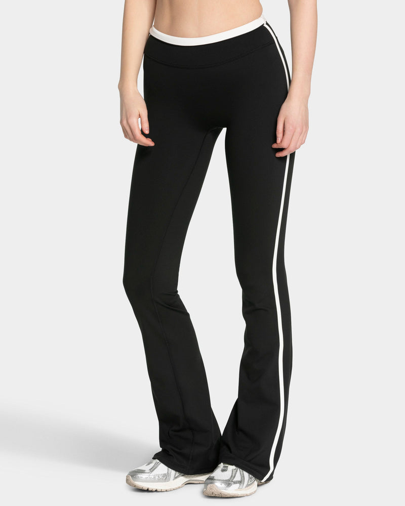 Legging évasé standard Soft « Noir »