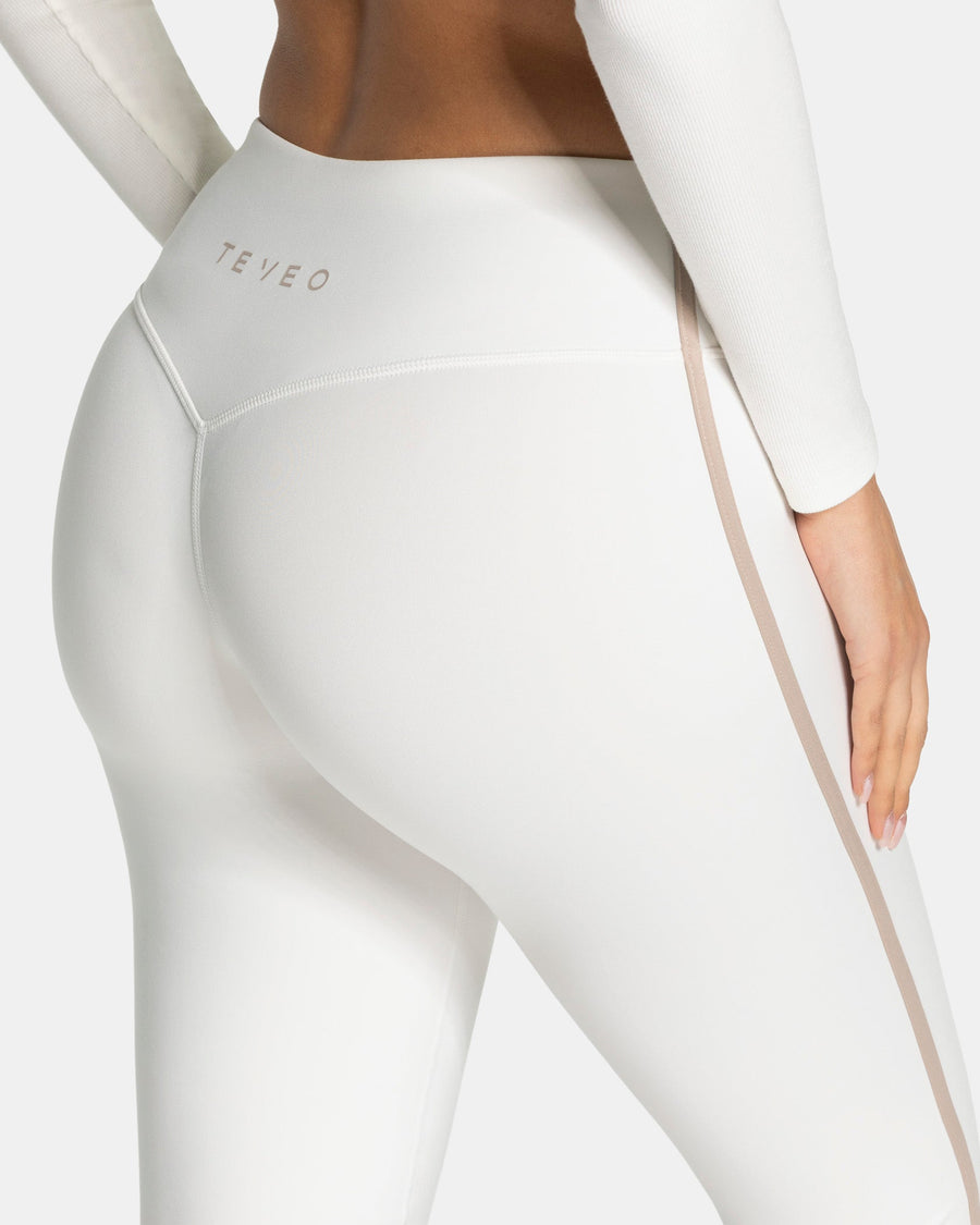 Legging évasé à coupe longue Soft « Blanc cassé »