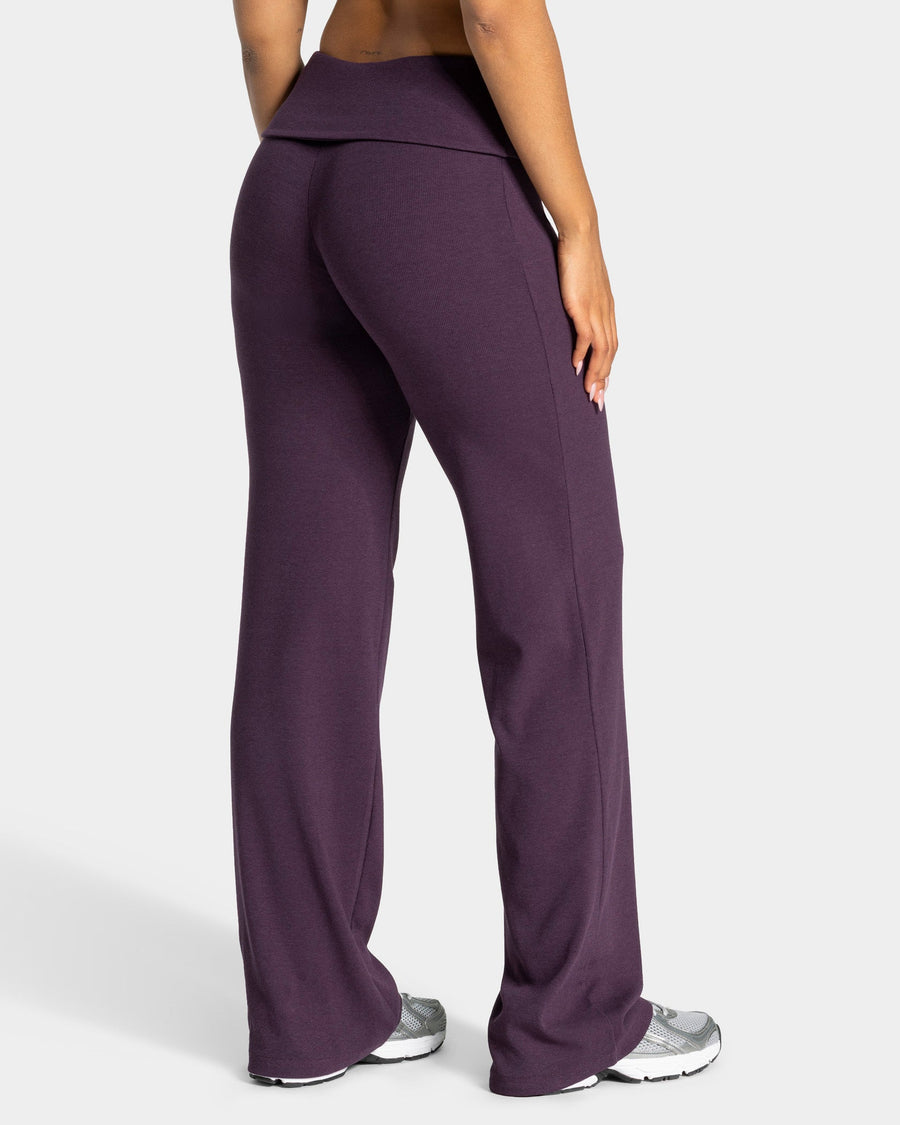 Pantalon côtelé à jambe droite standard Soft Foldover « Blackberry »