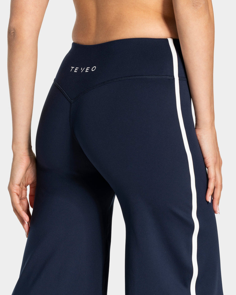 Pantalon à jambe droite longue Soft « Midnight »